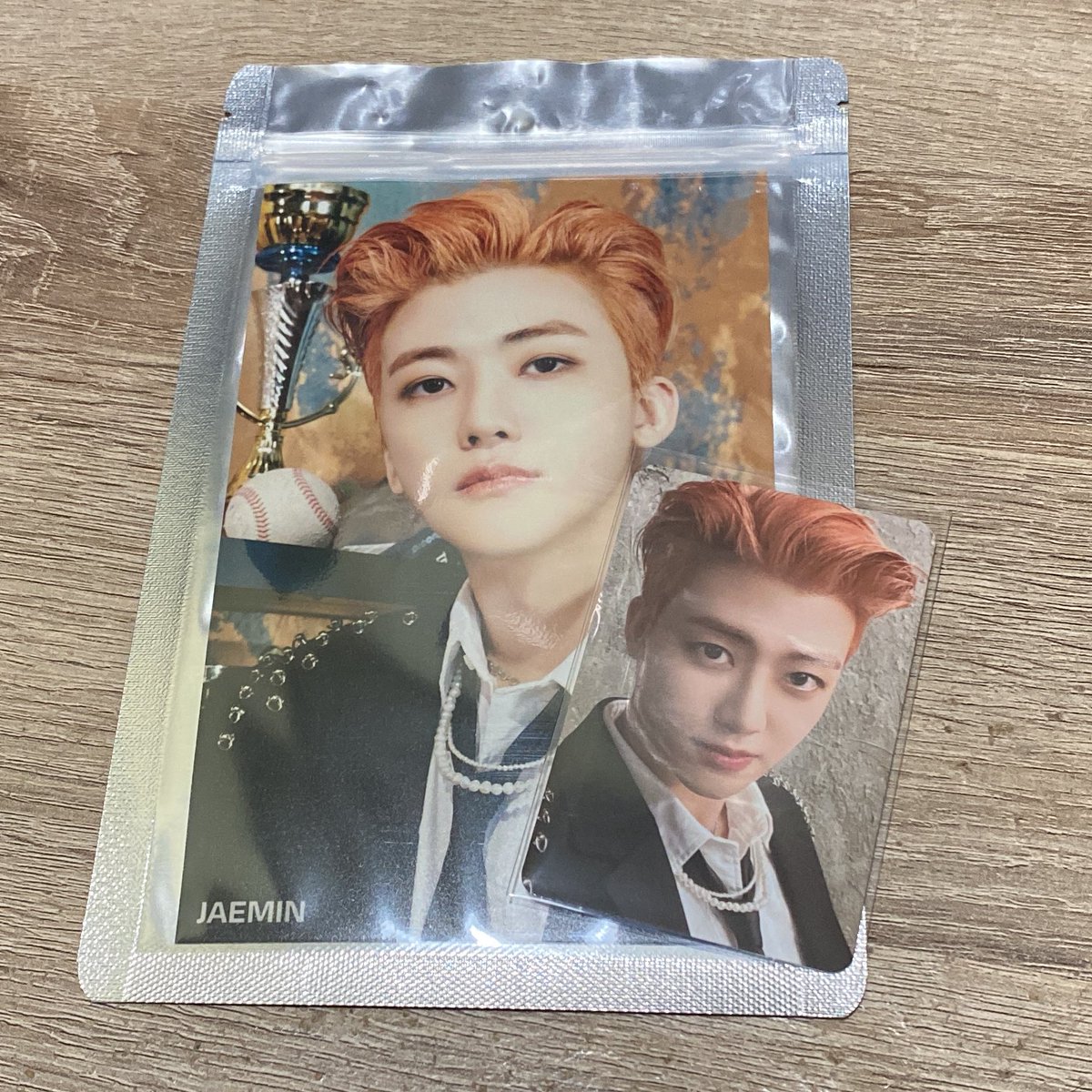 s6okvrse's tweet photo. 💭 wts lfb ph | #bentablesnizia

 𓏸 Jaemin Universe 4x6 PC SET 
    — ₱550 ( 500 if payo ) + PF 

read carrd: https://t.co/Kv6tIwMjES before transacting

𓂋 reply or dm to claim ! https://t.co/on6J8NEaPN