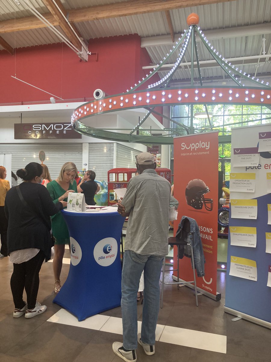 SLeguidcoq's tweet photo. C’est parti pour la journée #Recrutement #interim organisée par @poleemploi_HDF @Nogent sur Oise et Saint-Maximin ! https://t.co/Uiea1d6MJH
