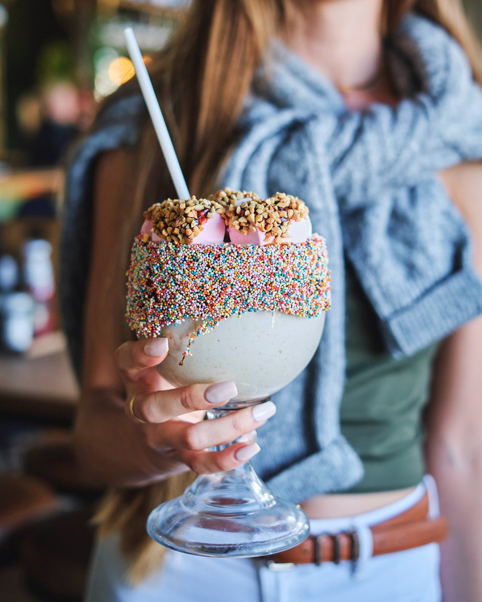 Hello June 😍, Treat yourself to our dreamy peanut butter milkshake 🍨🍧🍨 Here's to a happy &amp; delicious month  #hudsonsmilkshake #milkshakes