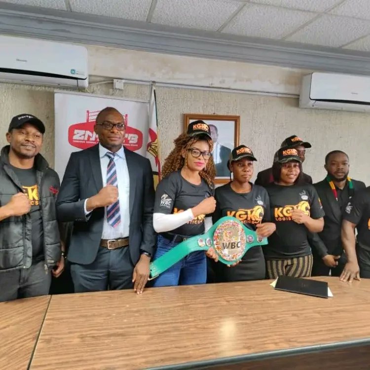 ZimbabweBoxing's tweet photo. About yesterday’s Press Conference
Kudakwashe Chiwandire’s WBC title defense announcement
#creatingworldchampions
#zimbabweboxing
https://t.co/GQSxr1nqqW https://t.co/eyyNvP10l0