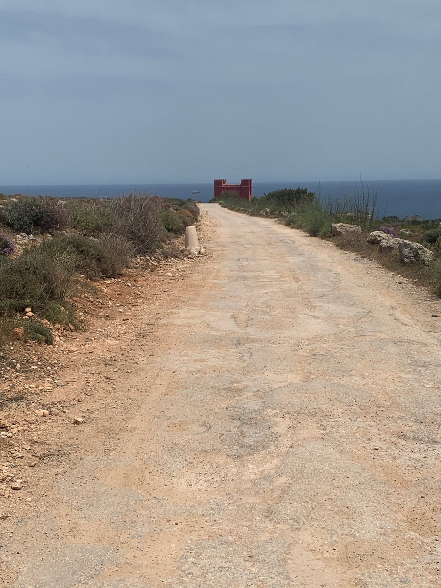 judith_walker1's tweet photo. The road to the Red Tower #redtower #stagnus #mellieha #melliehabay #malta❤️ #malta #road https://t.co/rMYzdXSae9