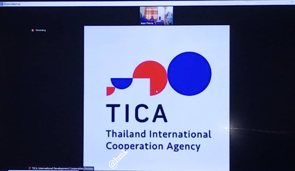 HMKamenge's tweet image. L’équipe des #techniciens de l’@HMKamenge prête à aller suivre,au Royaume de #Thaïlande,une formation de deux mois en fabrication de #prothèses des #membres #inférieurs s’est entretenue virtuellement,le 01/6/2022, avec des formateurs du  Royaume de #Thaïlande via #TICA.