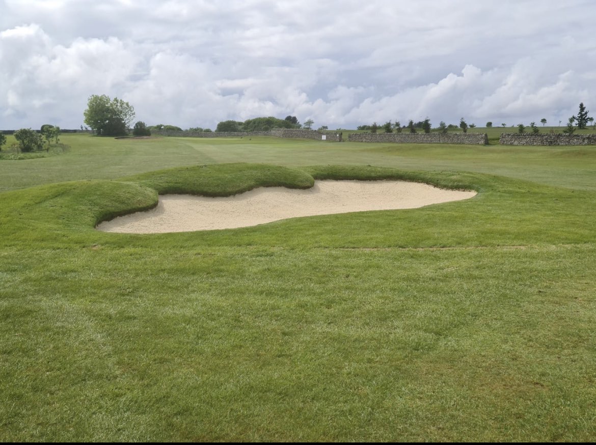 A major milestone at Whitburn today with the first bunkers in our bunker improvement plan now IN PLAY!!! Thanks to @Greasleygolf along with Eddie and his team for their work on this project. This is the first sign of the changes at Whitburn with a lot more to come. ⛳️🏌🏾‍♂️