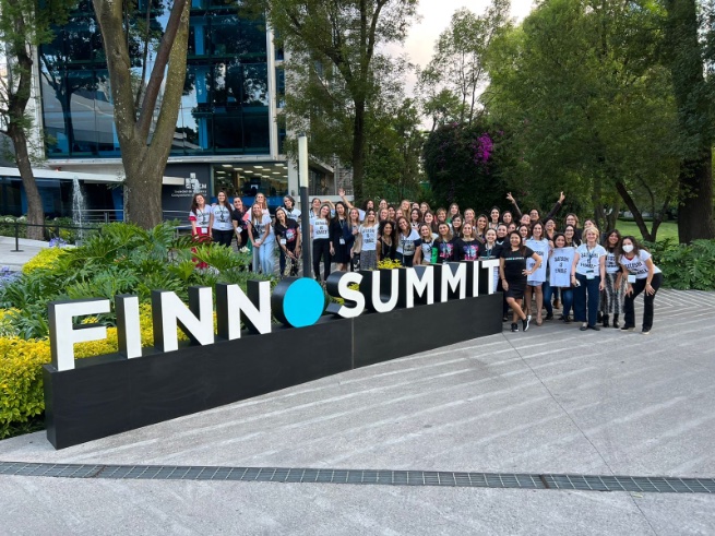 Christine Chang tweet media