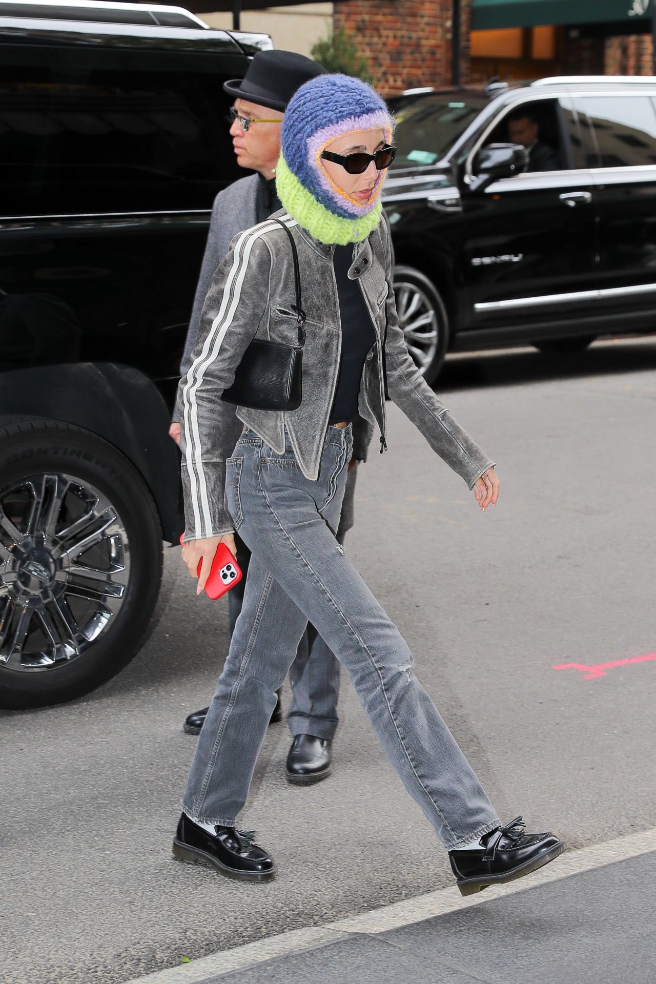 Emma Chamberlain Access on X: Unseen photos of Emma Chamberlain arriving  at the Carlyle Hotel in New York on May 1st, 2022.   / X