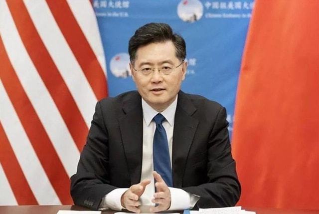DailyBeijing's tweet photo. The #Chinese ambassador to the #US Qin Gang on Tuesday noted that #bilateral relations need people who understand China.“Some #China experts cannot speak Chinese at all.They know very little about China.They only rely on second-hand information and even #disinformation.”said Qin. https://t.co/z2tl6LZjtV
