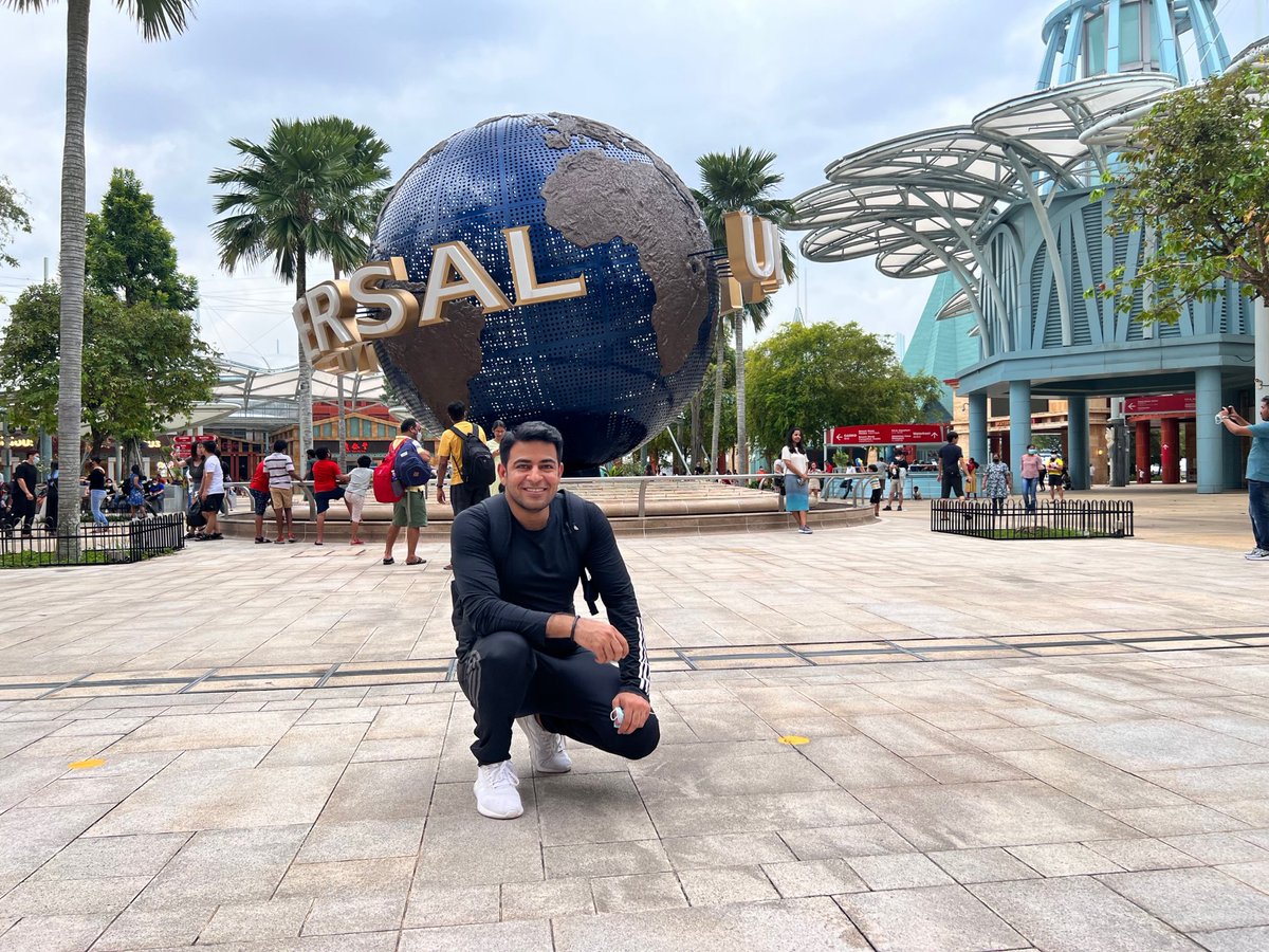ha774N's tweet photo. Had the chance to visit the #Universal_Studios in Singapore while on my company visit to meet our respected Clients and Friends, who are an important part of our company.
Had fun.
@ReactiveSpaceIT @RevesNFT
#web3 #p2e #blockchain #games #crypto #NFTs https://t.co/oRnTXeQvMQ