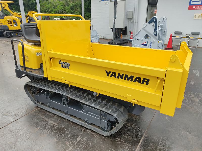 tokuworld7980's tweet photo. こんにちは！
愛知県春日井市の中古重機のメガディーラー
「トクワールド」です！
本日のご案内機械！[BU0037]
コンパクトボディで、狭所での積み下ろしに適しているキャリアダンプです！
https://t.co/CyI1hSBP1A
#1t #キャリアダンプ #C12R-B #ヤンマー
#トクワールド #重機 #建機 #愛知県 #春日井市 https://t.co/BI3axUNsiq