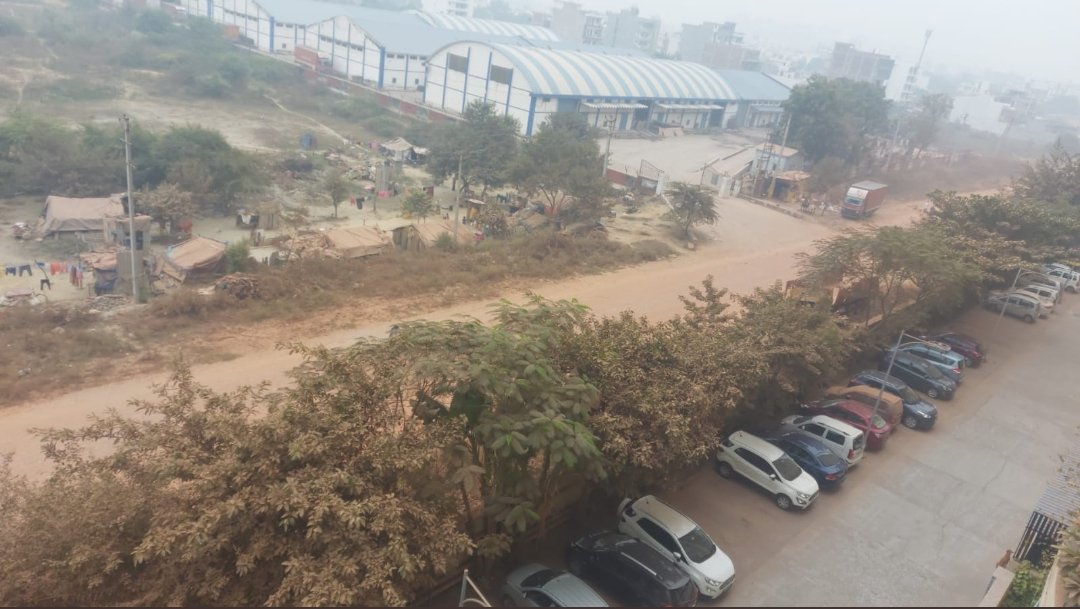 sachingupta1521's tweet photo. @DC_Faridabad @Dchautala  Condition of roads near Greater Faridabad sector 88 RPS Savana (12k-15000) people residing in RPS city https://t.co/Vg8QE6Y6cO