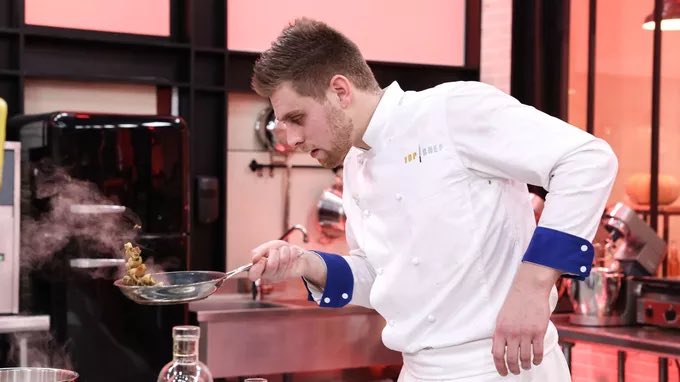 Delcroixx's tweet photo. #PascalBarandoni, éliminé de «#TopChef»: «Ma jeunesse a été un atout car je n’avais rien à perdre» https://t.co/HXiOkkwLZq via @TVMAG https://t.co/XIp4IYtH03