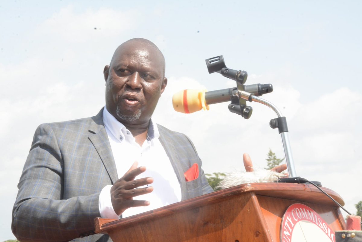 h_okumbe's tweet photo. Participated in this year's colourful Siaya County Madaraka Day Celebrations at Sigomere in Ugunja where we enumerated progress of DEVOLVED SYSTEMS of our @siayagovt and appreciated the partnership of all stakeholders in the 9 years of DEVOLUTION in Siaya County. #TichGiDongruok https://t.co/UYj4T25OwT