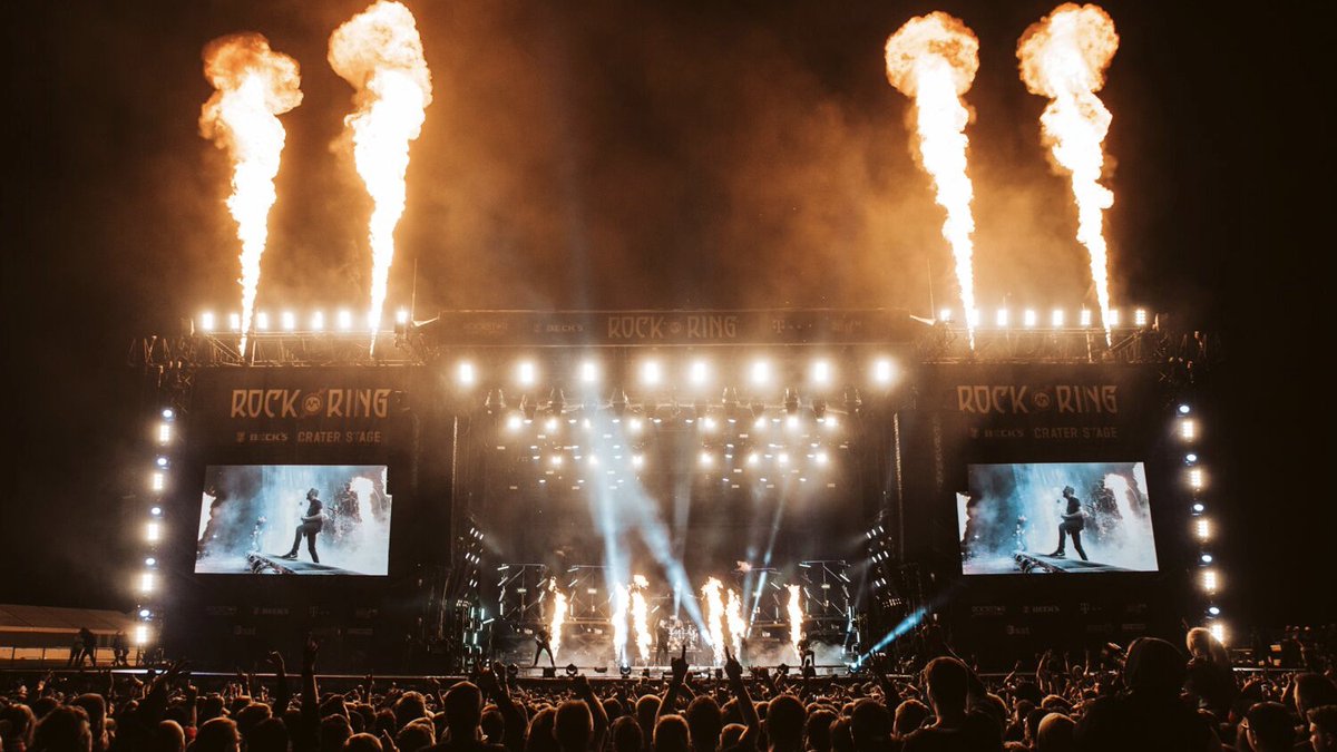 Rock am Ring: Diese Bands zeigt RTL+ im kostenlosen Livestream
morecore.de/news/rock-am-r…

Foto im Auftrag von MoreCore.de: Karoline Schaefer (Cat Eye Photography)
#morecore #RockamRing #rar2022 #rar #rtlplus #Livestream #festival <a href="/rockamring/">Rock am Ring</a> <a href="/RTLplus/">RTL+</a>