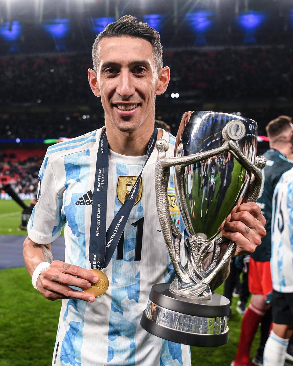 SportsLeoAfrica's tweet photo. Lionel Messi led Argentina to their second international championship in less than a year after breaking an 18-year drought with silverware.
๐ธ๐ธ: 433
#Messi #argentina #Finalissma #italy https://t.co/GESbca2m7M
