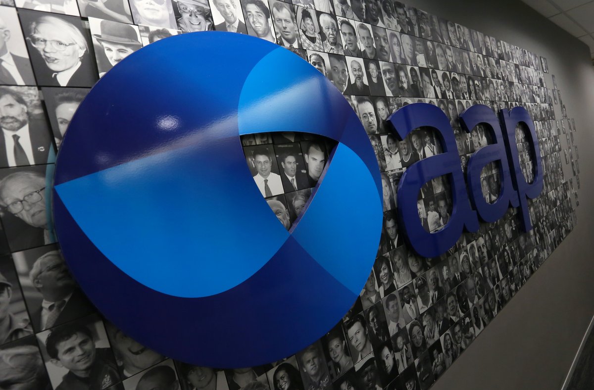 📣 #JournoJobs Alert

AAP is offering one-year, paid editorial traineeships to four exceptional candidates.

Trainees will get on-the-job experience in general news, court and sports reporting, ethics and media law.

MORE: bit.ly/38GgPgV