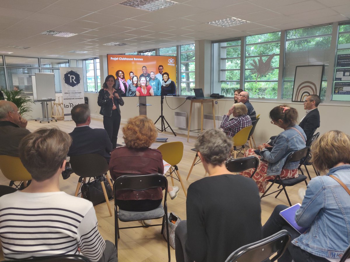 ℹ️ Début de la présentation du projet #ClubhouseRennes à la <a href="/RucheRennes/">La Ruche Rennes</a> ! Merci à tous les acteurs du territoire présents ce matin : PTSM, ESAT, associations,  <a href="/Medef35/">Medef 35</a>. Belle coopération en perspective 🤝