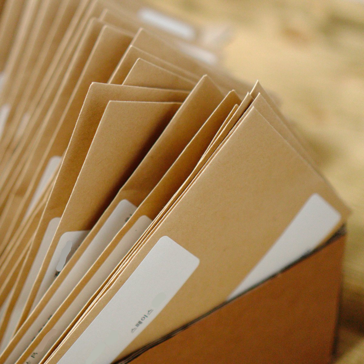 지난 이벤트 마지막 선물인 키링까지 저번 주에 발송 완료하였습니다.
다들 무사히 잘 받으셨길~~😁💝
(영국까지는 아마도 가는 중일 거에요!)