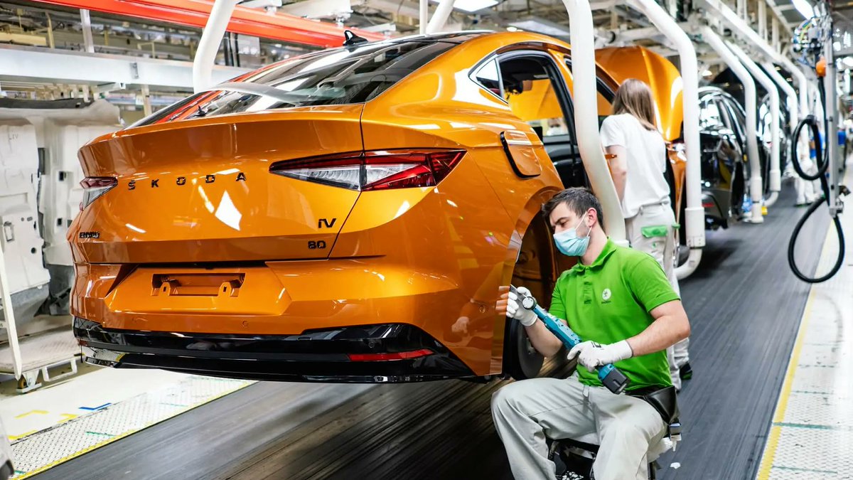 elektrickevozy_'s tweet photo. Škodovka vyzrála na nekončící konflikt, kabelové svazky si bude vyrábět sama
https://t.co/FeLwmoe02b
#SkodaAuto #Skoda #kabely #vyroba #Ukrajina https://t.co/U85lKMDx47