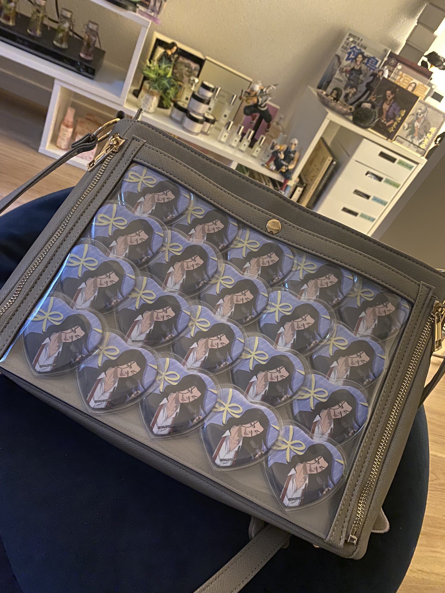 あみちゃ ハート缶バ痛バできた めちゃかわいい でもやっぱ形が円じゃないからバランス取りづらいな あとで微調整する かわいい T Co C6l7mc6omk Twitter