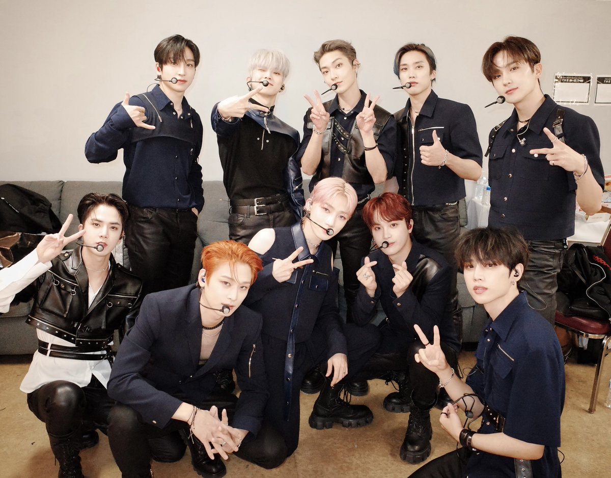 Crestvanquish's tweet photo. The concert is over ‼ LA The overseas tour that started in LA 🗺 We were able to start with a lot of energy thanks to The B's cheering💪 Let's continue to run hard🔥 https://t.co/smHyVyrzUD