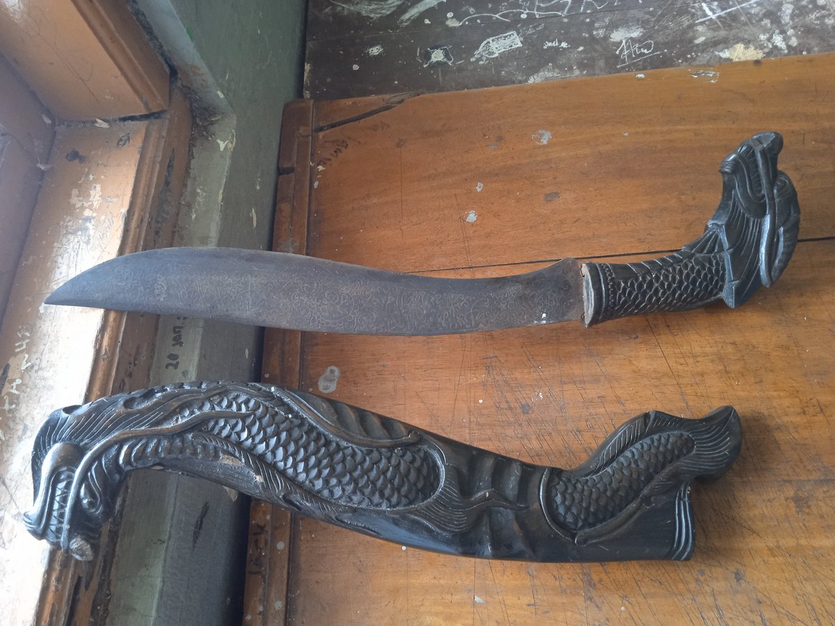 Kie arnelna (kie buyut sayan)