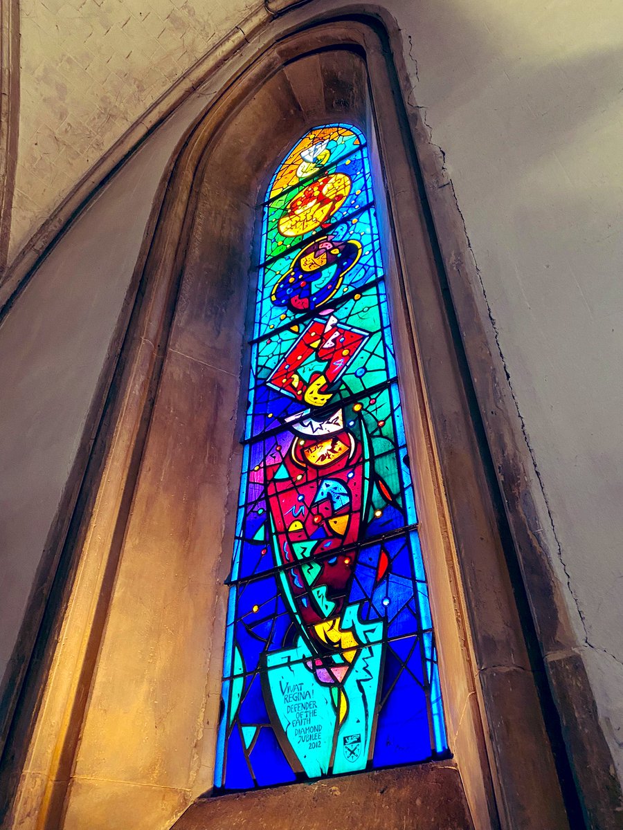 Vivat Regina! Our stunning Diamond Jubilee window looking happy &amp; glorious in the retrochoir. Designed by Icelandic artist Leifur Breidfjord, as @deansouthwark says: ‘Even on the darkest day it shines brilliantly.’ 10 years on, we hope you all enjoy a splendid #PlatinumJubilee!