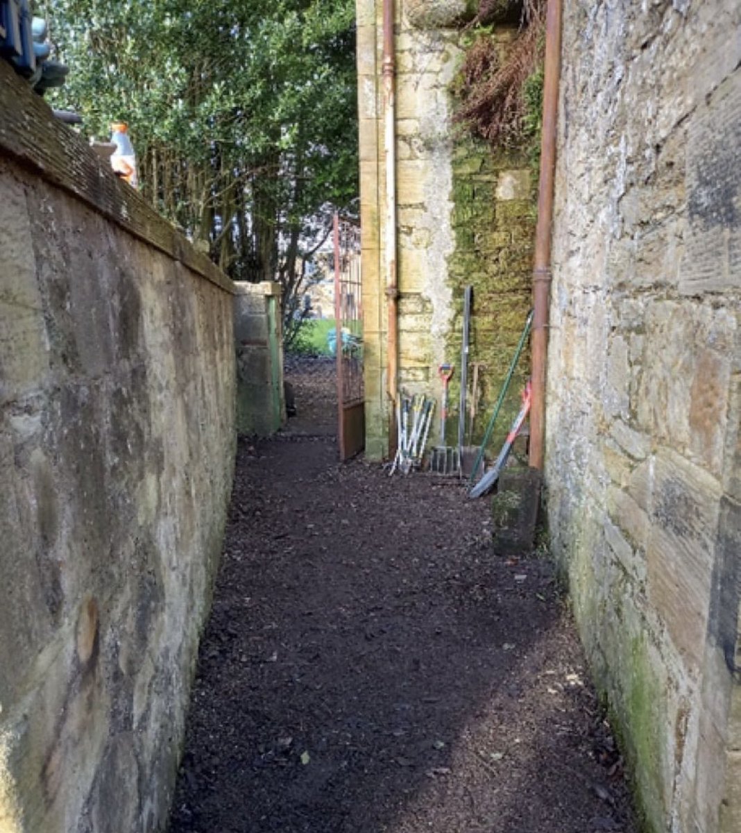 CVSFalkirk's tweet photo. It’s time for our first #VolunteerStory of #VolunteersWeekScot! 🌳🌿🧹 

Allotmenteens (including #YoungVolunteer of the Year Hayden!) did a wonderful job tending to the Walled Garden Allotment in #CallendarPark - check out the photos to see them hard at work …

(1/4) https://t.co/qAQkOzO7cW