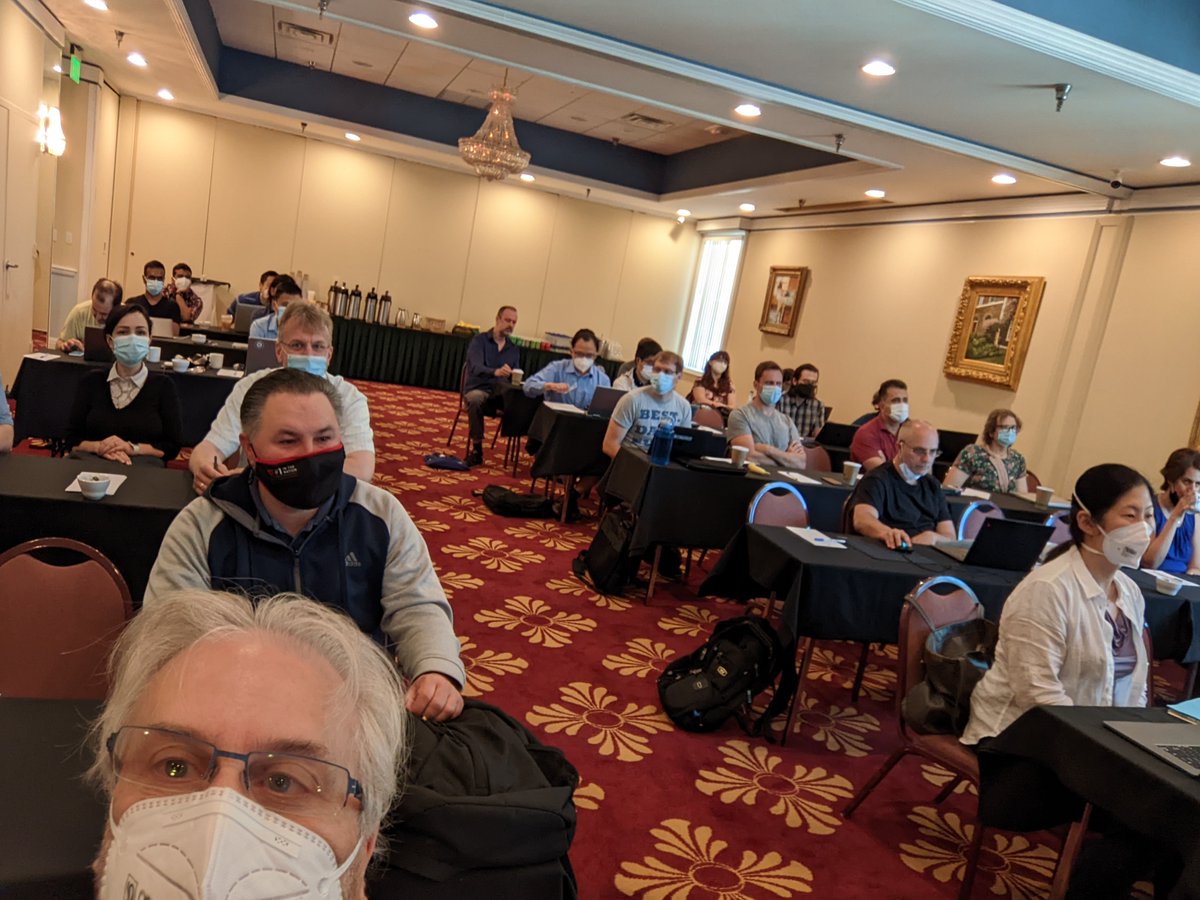 adrian_roitberg's tweet image. Amber-Developers meeting near Tampa, Florida! Last night sunset, this morning’s sunup, and developers still sleepy.