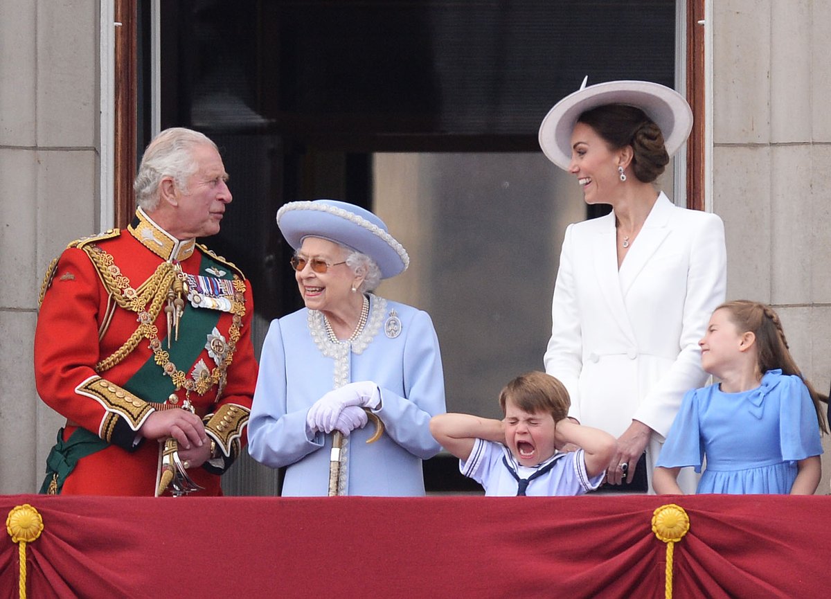 Prince Louis has fun with the Queen at the #PlatinumJubilee