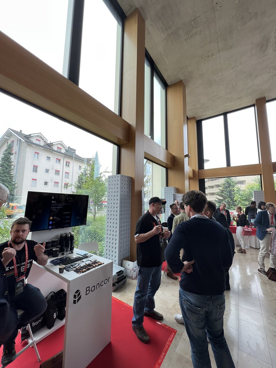 AndraCcn's tweet photo. We here today @thecryptovalley 🤍

👋🏻 to all #blockchain enthusiasts out there.

Eager to find out the latest on #blockchain from global industry leaders.
#CVC22 https://t.co/20rXCLh7n3