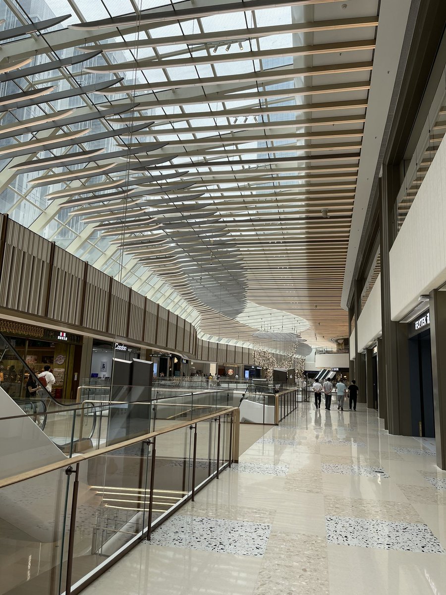 CathayanC's tweet image. 人气还是差了一点，定位有点不上不下。