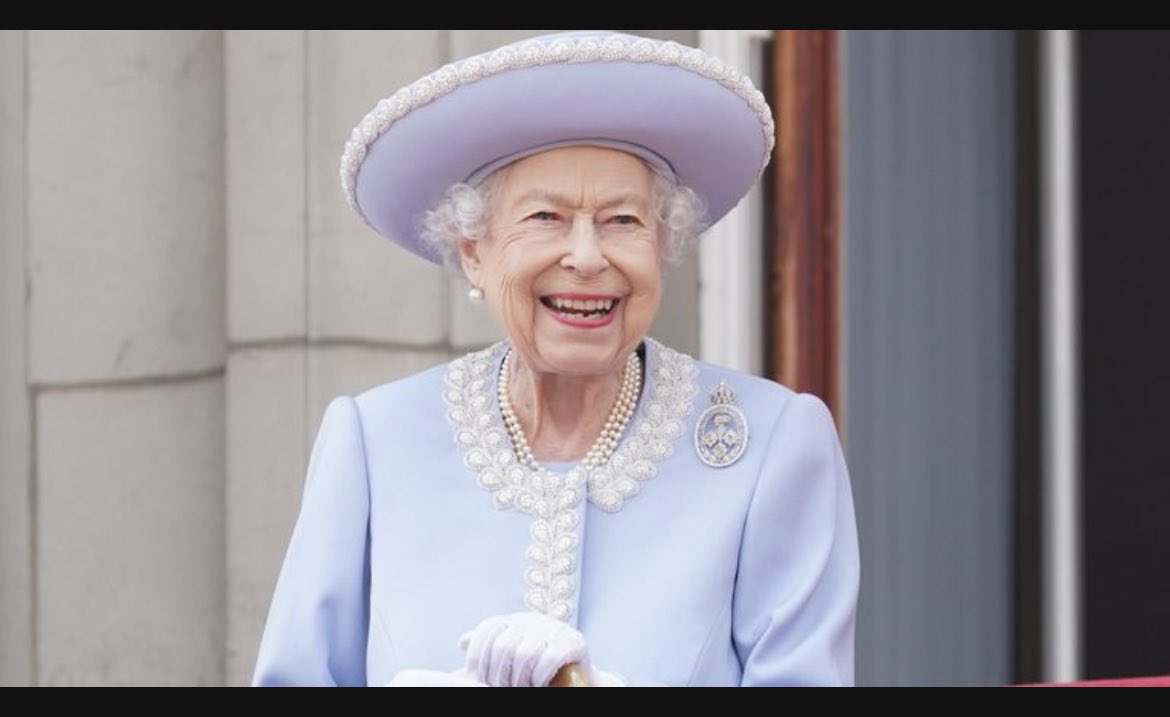 Thank you Your Majesty Queen Elizabeth II for 70 years of dedicated service. #hm70 #platinumjubilee #godsavethequeen