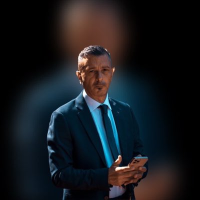 AlbanoSans's tweet photo. #NuovaFotoProfilo https://t.co/HLiRy7bT6d