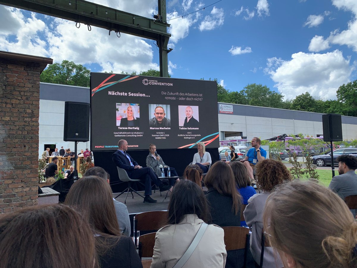 Selbst das Wetter machte mit: Rund 2500 Mitglieder der HR-Szene diskutierten, lernten und feierten bei der <a href="/COPETRI1/">COPETRI</a> Convention in Offenbach am Main. Im Mittelpunkt stand dabei die Kommunikation. Hier unser Nachbericht: personalwirtschaft.de/news/allgemein…

#CoCon22