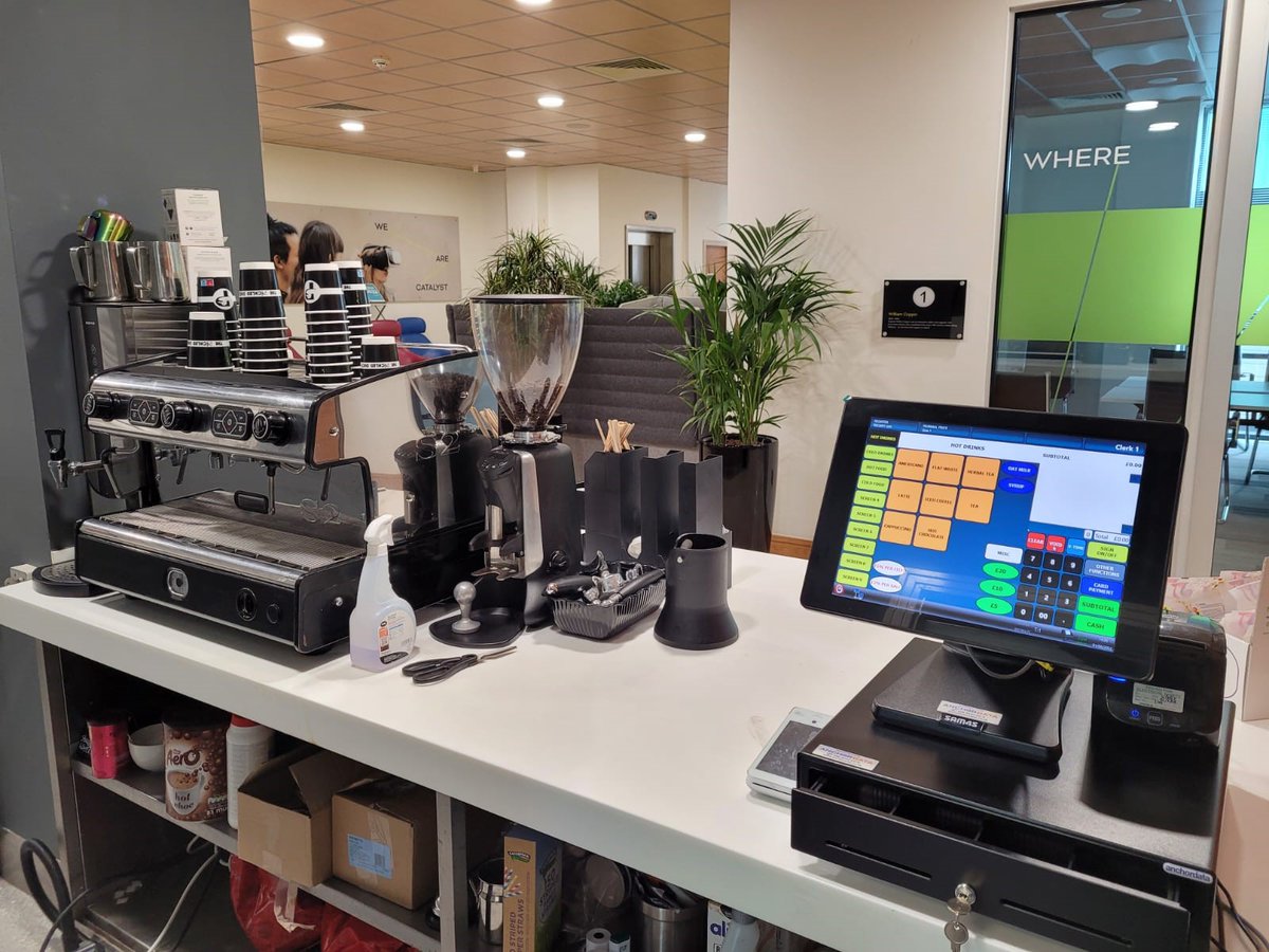 AnchorData's tweet photo. Another install in #Derry this week. New #ADStouch #ePOS System for the budding entrepreneurs & staff at the fantastic Innovation Centre which helps foster & promote NI as a global hub of technology & innovation. Safe to say these guys would know a good thing when they see it... https://t.co/NJh4TeNNIi