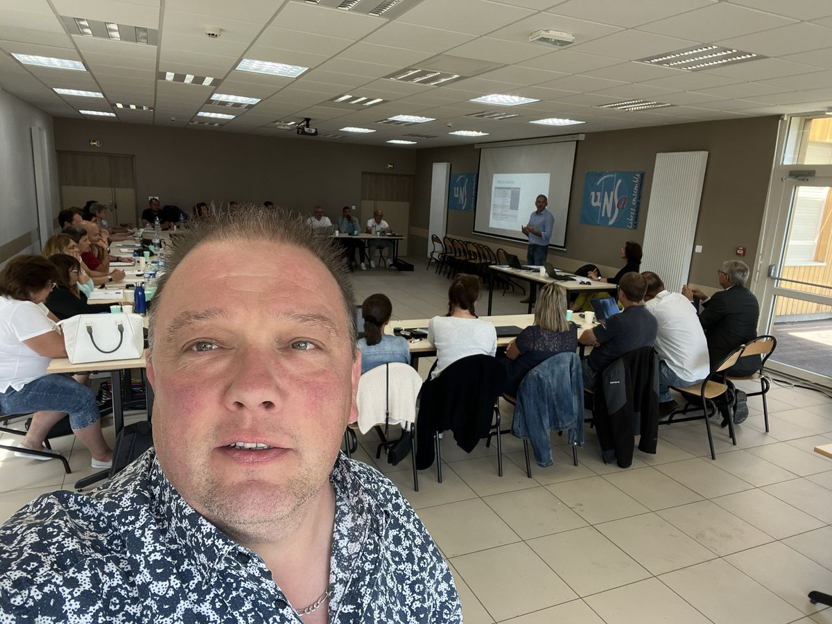 UNSAIndustrie's tweet photo. Le plaisir de retrouver la section de du groupe SEB à Selongey avec Christelle et Sébastien de l’UNSA Conseil. Une section en très forte progression!! Bravo! @Ch_Journet @UNSAASC @ElsaRegent @UNSA_officiel @Pestelle_C @MondonGilles https://t.co/dGEOs8ka3x