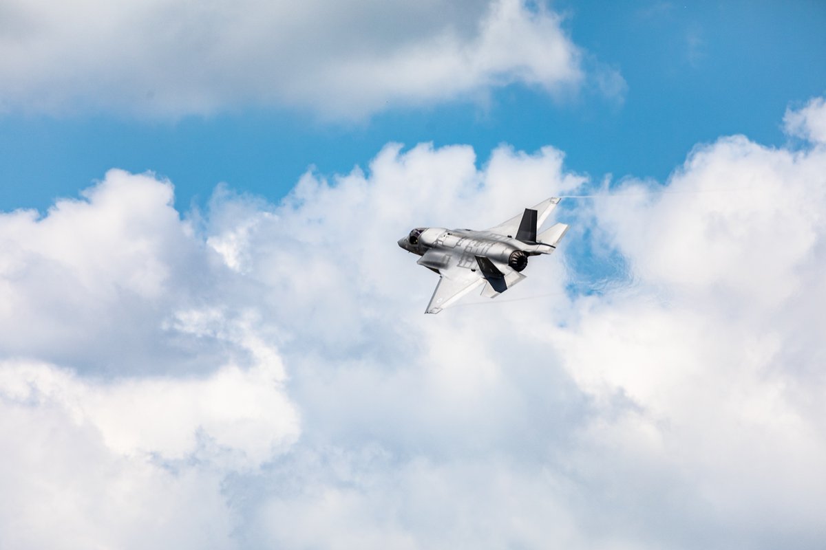 RAF_Marham's tweet photo. Lightning Force personnel from @OC207Sqn and @OC617Sqn  launched F-35B Lightning aircraft today to take part in Her Majesty The Queen’s Platinum Jubilee Flypast

Alongside the F-35B Lightnings,  Hawks from @RAF_Valley also took off from @RAF_Marham to join the flypast. https://t.co/FJET0jt0aB