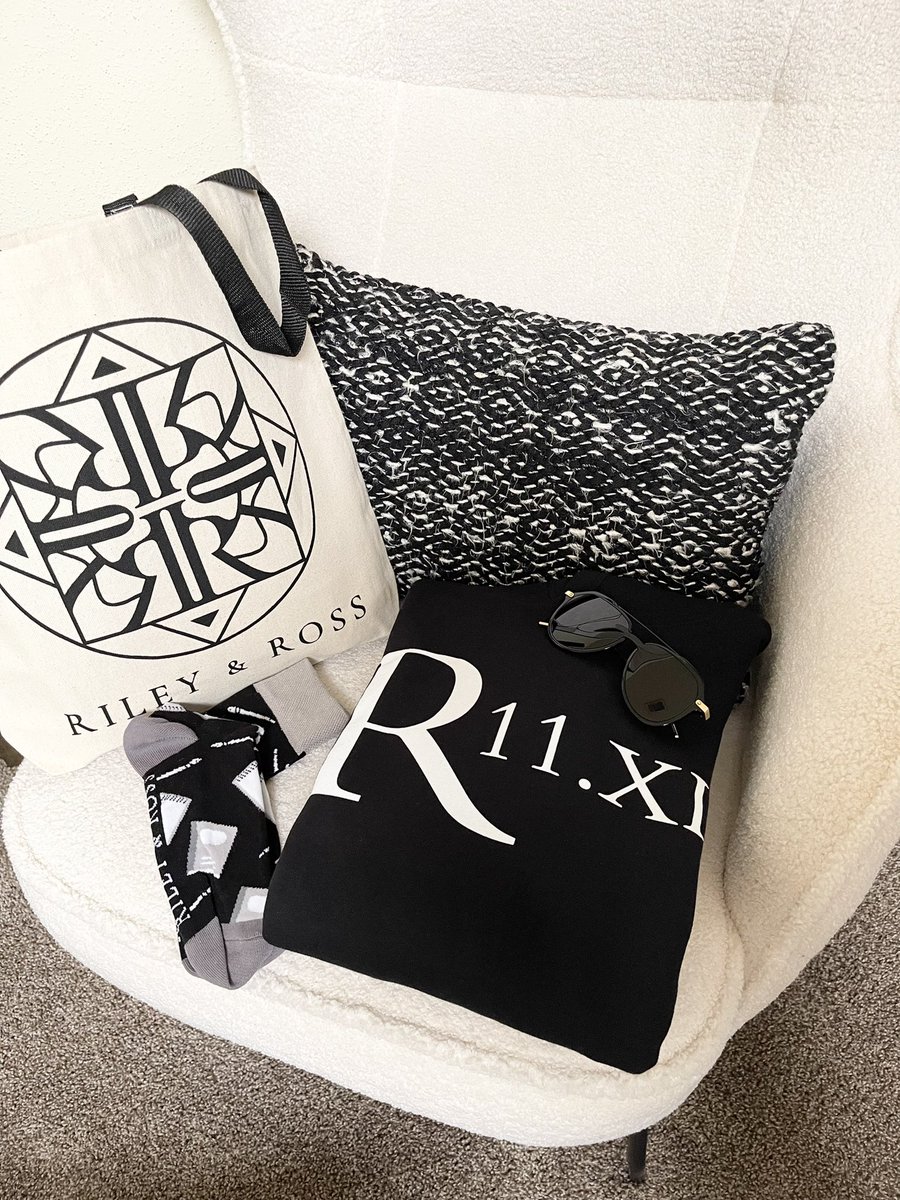 RILEY & ROSS tweet media