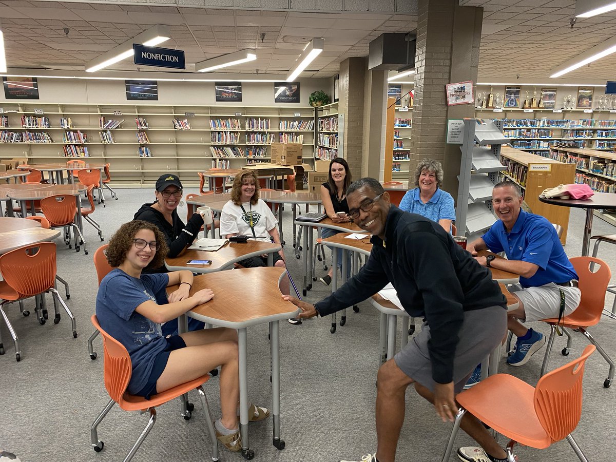 Dr_Reaviator's tweet photo. SJH new Build Transition Team! This group will plan how to say goodbye to our beloved 1920 building and say hello to SJH 2.0!! ⁦@Flightintendent⁩ ⁦@AviatorLearning⁩ ⁦@AvesLearn2Fly⁩ https://t.co/OUxecbA8IS