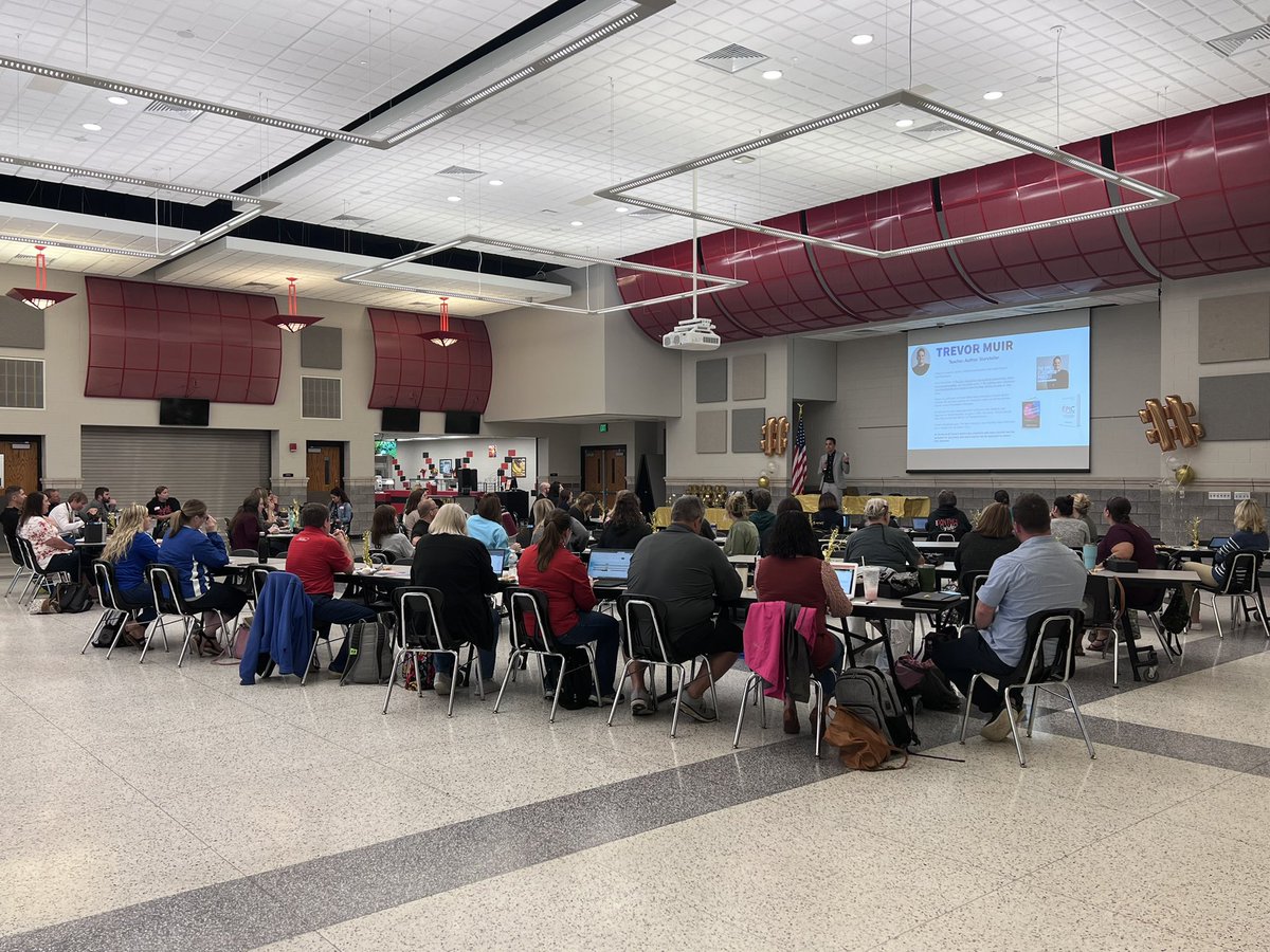 i2Conference's tweet image. We are excited to hear from @TrevorMuir this morning!