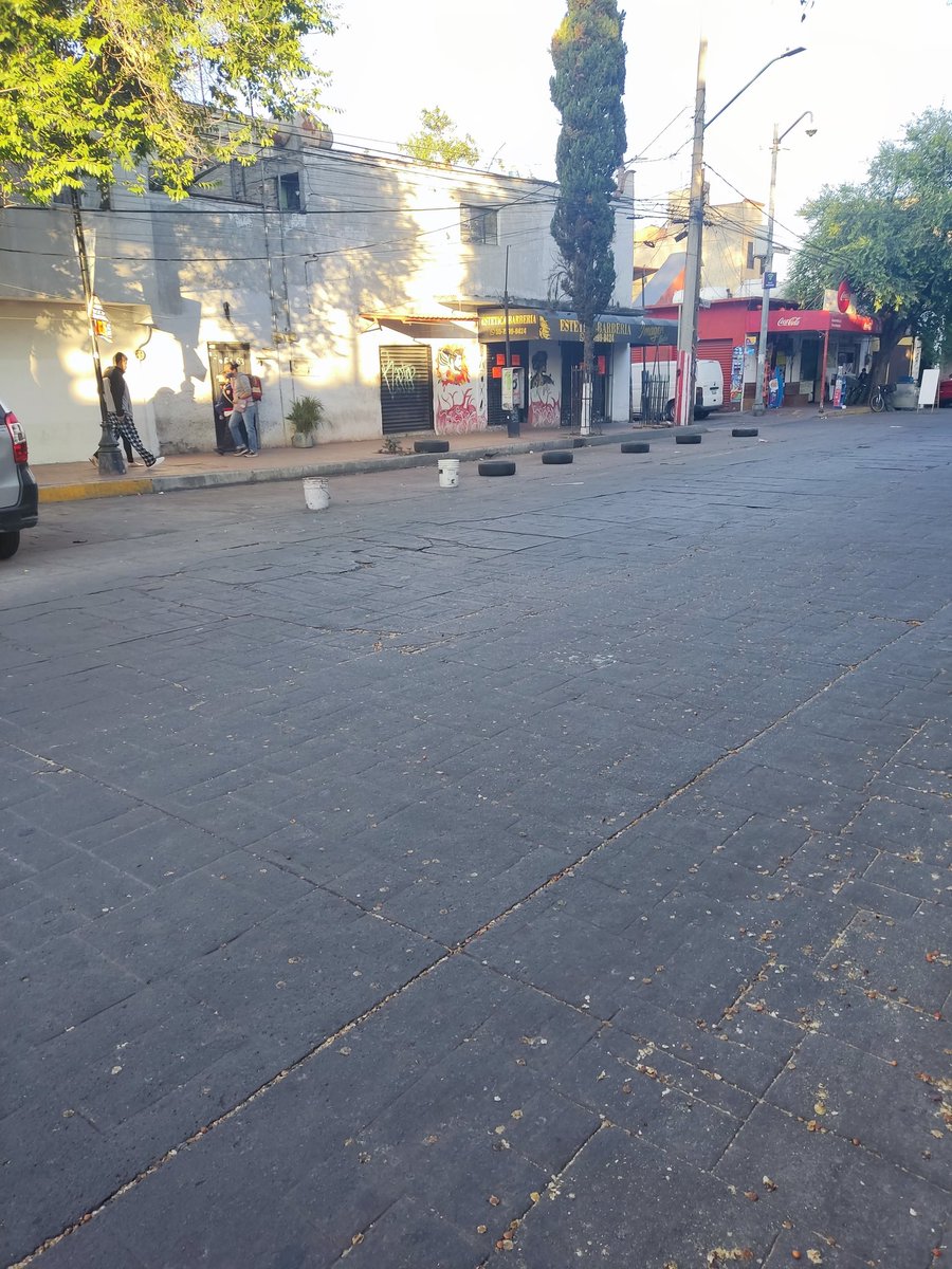 BICI_DC's tweet photo. Con  quién se canaliza el apartado de la calle???
Esto se encuentra en Francisco I Madero esquina con San Matias en @IztacalcoAl, @locatel_mx @su_cdmx @SOBSECDMX @GobCDMX @iztacalconews @QuinteroxIztac @CDMX_SIBISO @Claudiashein @OVIALCDMX https://t.co/N2MnPlL4m9