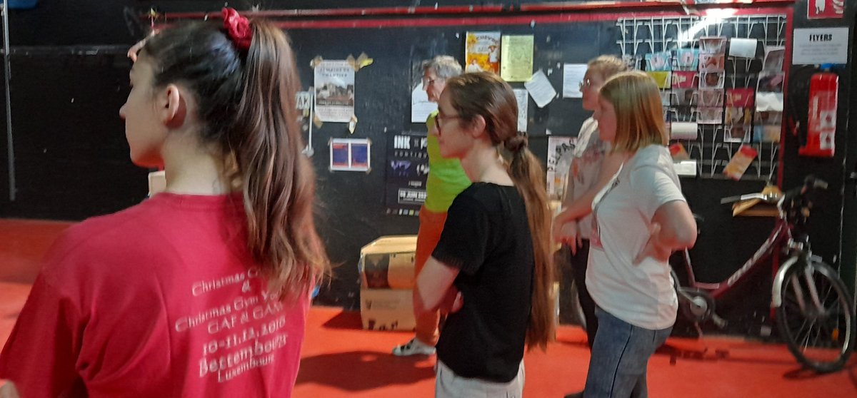 [Rencontre ambassadeur.rices] 

Cette semaine, moment de convivialité autour d'un verre pour nos ambassadeurs.rices.
Cela a également été l'occasion d'accueillir trois nouvelles ambassadrices au sein du réseau. 

👉🏼 Suivez notre actualité pour en savoir + sur ces 3 personnes.