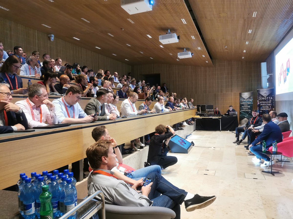 Yasi_Zhang's tweet photo. Full house here for the panel discussion on blockchain gaming &amp; P2E.

#CryptoValleyConference22 https://t.co/CqUJTY2v22