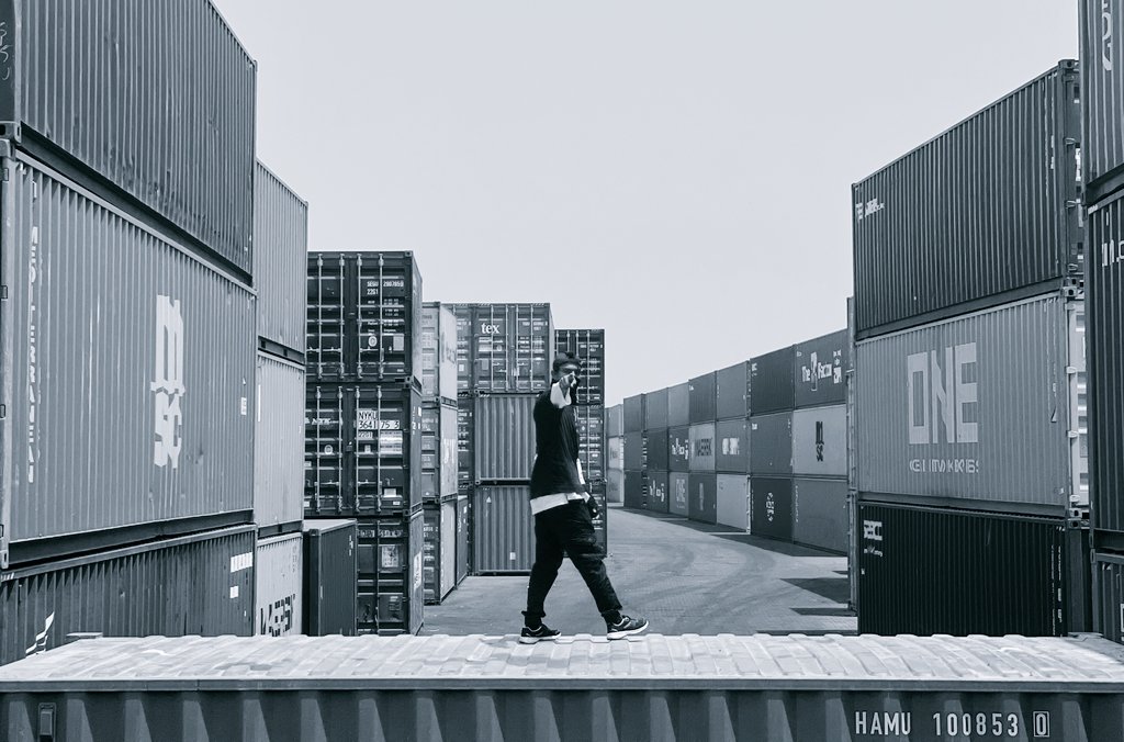 AmanFreerunner's tweet photo. Something big coming on your way 🔥
#amanfreerunner https://t.co/9GxGQ26l93