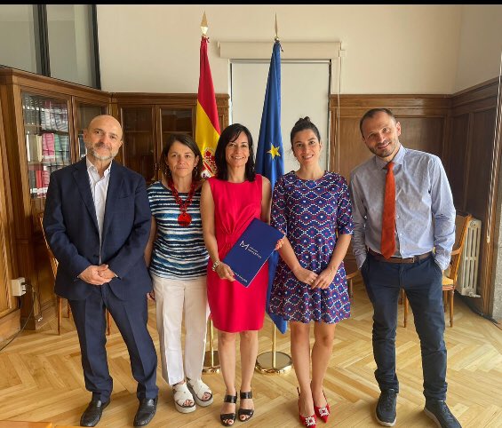 🟢 Reunión muy productiva entre la Dirección del #CEJ y la de Fundación Manantial <a href="/FundManantial/">Fundación Manantial</a> para abordar la atención a la salud mental desde el servicio público de Justicia y retomar la colaboración entre ambas entidades.

Muchas gracias por vuestra visita y aportaciones!