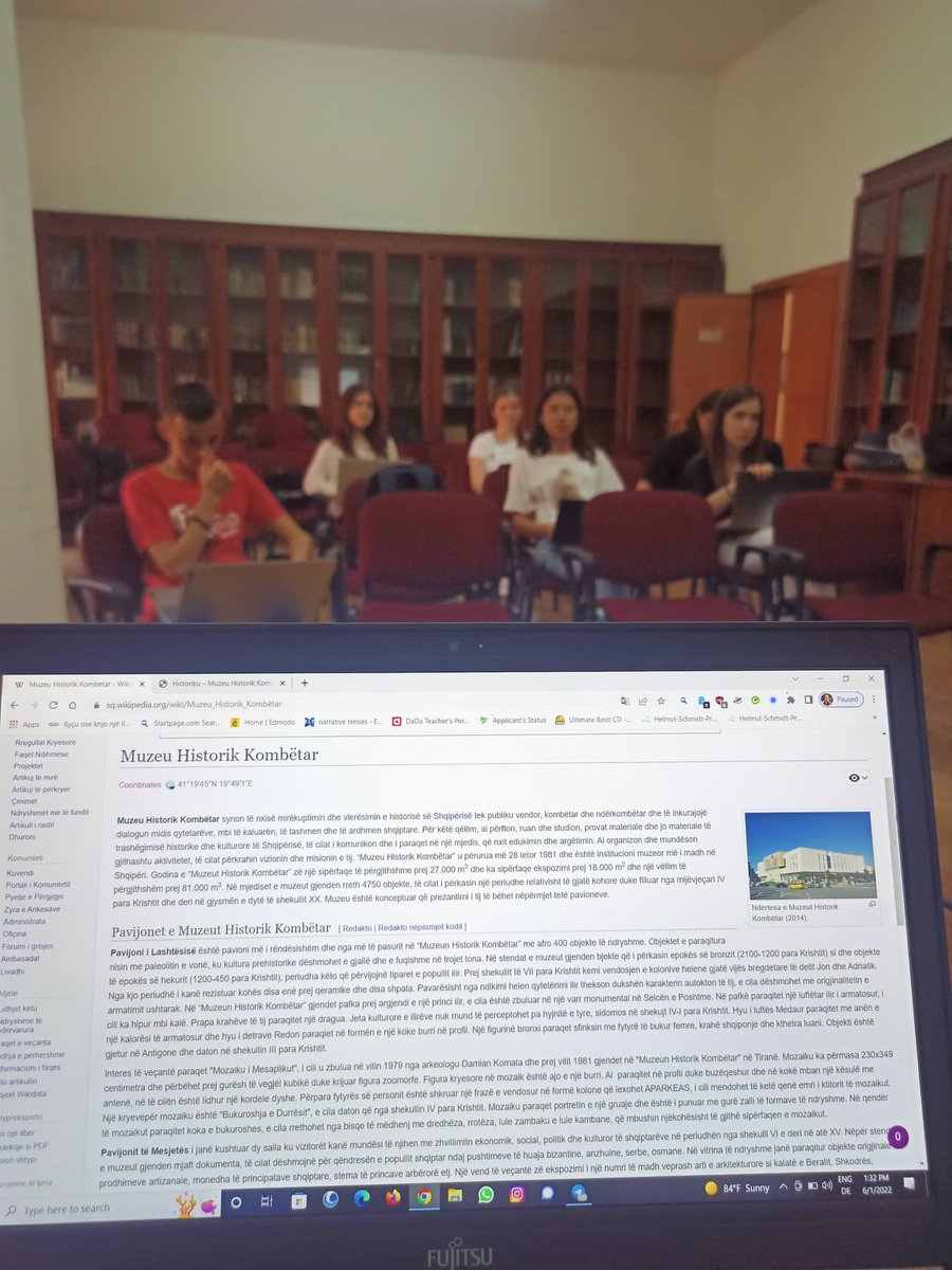 SQWikimediansUG's tweet photo. Më 1 qershor, zhvilluam ‘WikiMuseum Workshop’ me bashkëpunimin e Muzeut Historik Kombëtar. Falenderojmë gjimnazistët  Kostandin Kristoforidhi, Elbasan për  pjsëmarrjen e tyre.  
Falenderojmë @LafeOls i cili referoi rolin e muzeve në edukimin kulturor dhe turizmin në vendin tonë. https://t.co/pCpxNeR8HP