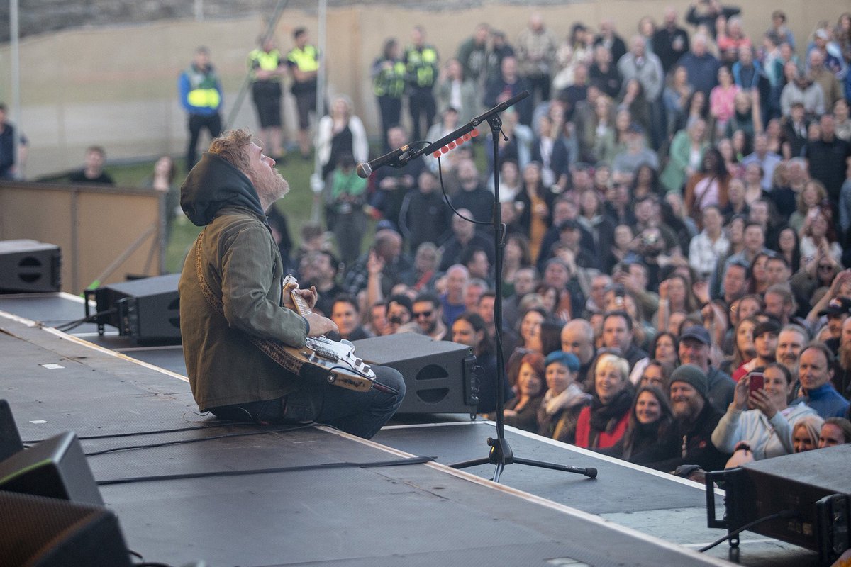 The Frames tweet media