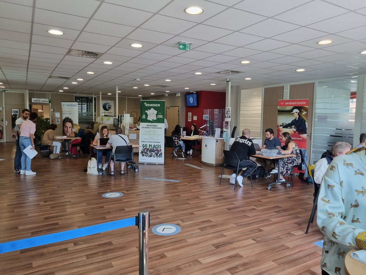 Ça bouge à Villeneuve d'ascq. Après-midi de l'intérim avec <a href="/GroupRandstadFR/">Groupe Randstad FR</a> <a href="/ChristineGhesq2/">Christine Ghesquiere</a> <a href="/SoniaBoukarine/">SBoukarine</a> <a href="/CHAMPIONFAB1/">CHAMPION Fabienne</a> @sandrantonio1