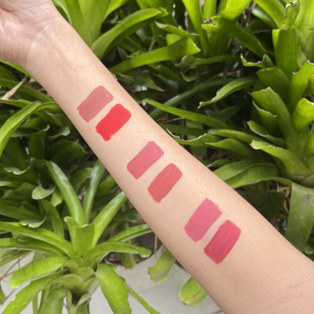 lookecosmetics's tweet photo. Permisi, mau nunjukkin dulu:

💄 RACIKAN OMBRE AWET + ANTI GAGAL 💄 versi minké nih.

Ada yang lebih pinkish, fresh, natural brown gitu juga ada~

Yuk “🔄” &amp; “❤️”  rekomendasi ini siapa tau kamu butuh~ https://t.co/zuR1Utk8l0