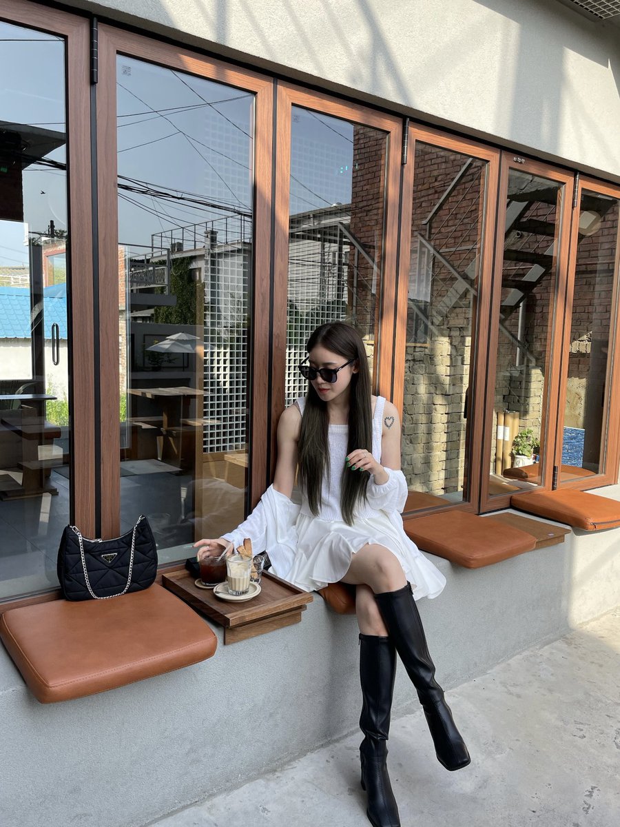 darongkeem's tweet photo. 열심히 해야지 😎 https://t.co/jhWCeXqxNH