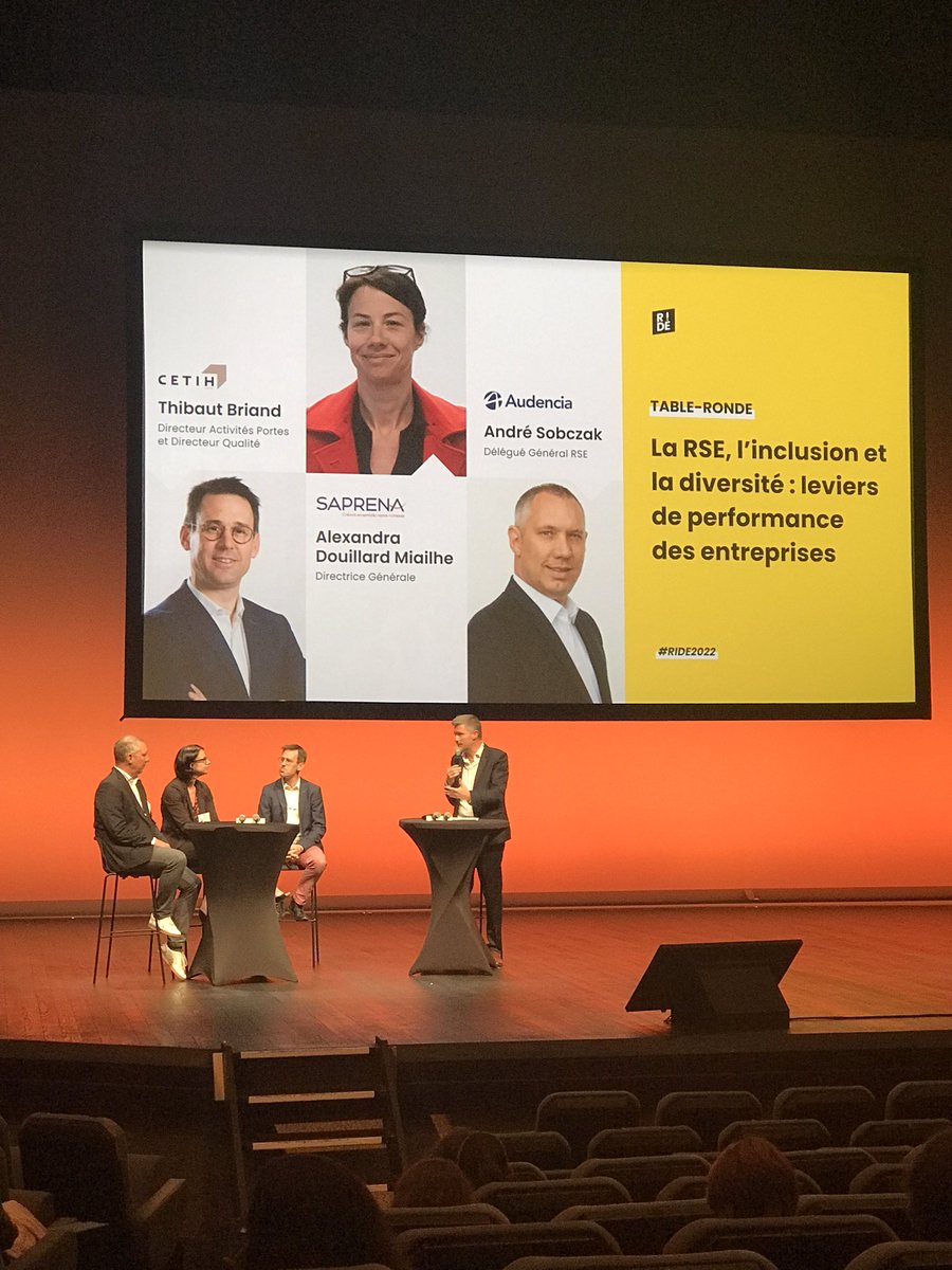 Aujourd’hui c’est #RIDE2022 Rencontres pour une #industrie durable &amp; Ecoresponsable à <a href="/VilleLaBaule/">Ville de La Baule-Escoublac</a>. Gd plaisir de te retrouver &amp; te revoir CarmenMunoz-Dormoy <a href="/EDFofficiel/">EDF</a> depuis mes années à <a href="/TechnopoleAube/">Technopole de l'Aube en Champagne</a> 😉
JoséMaillet &amp; AndréSobczak <a href="/audencia/">Audencia</a> partagent aussi leurs expertises